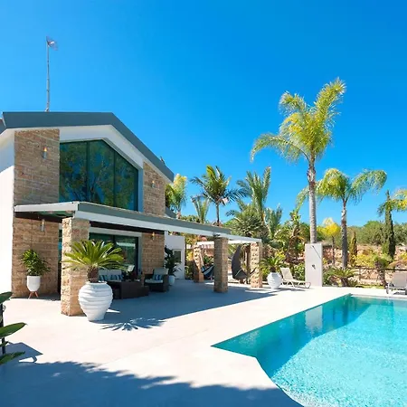 Heaven Villa